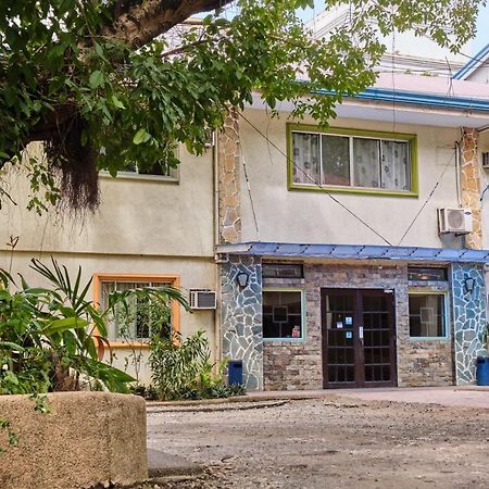 Hidden Hill Hotel Lapu-Lapu City Exteriör bild